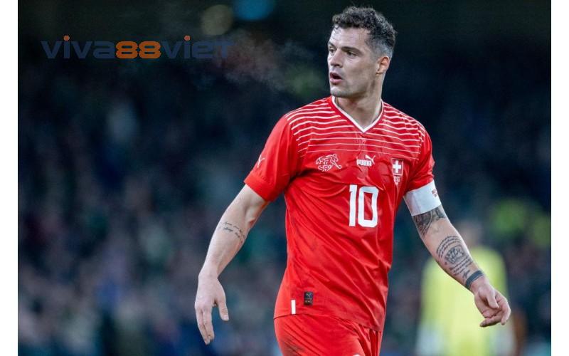 Xhaka mang băng đội trưởng trong đội hình Thuỵ Sĩ Euro 2024